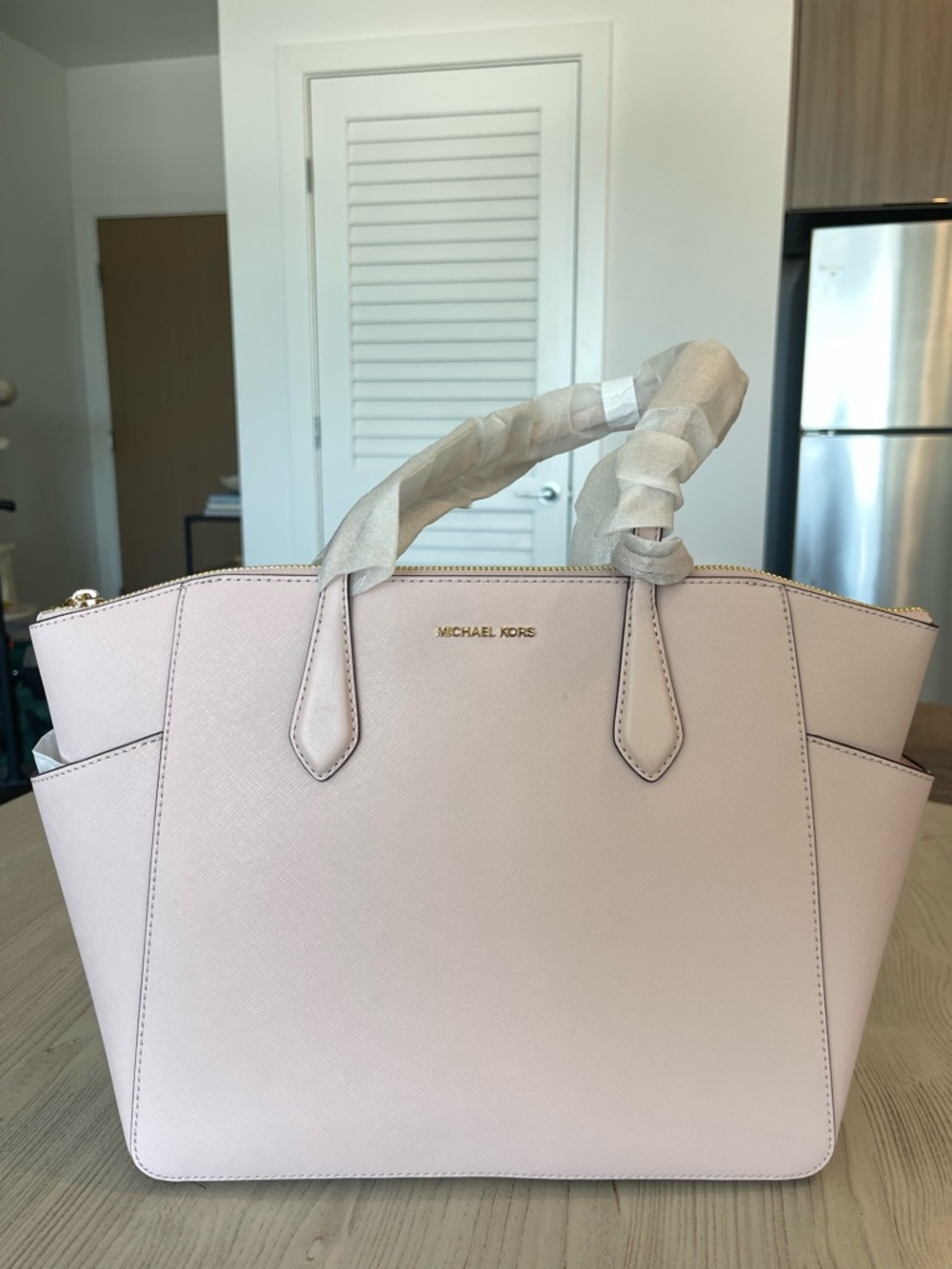 MICHAEL KORS Marilyn Medium Saffiano Leather Tote Bag - Picture 11 of 13